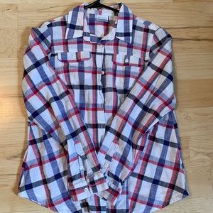 Women’s Columbia shirt